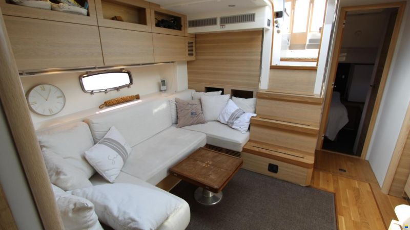 Sealine 47