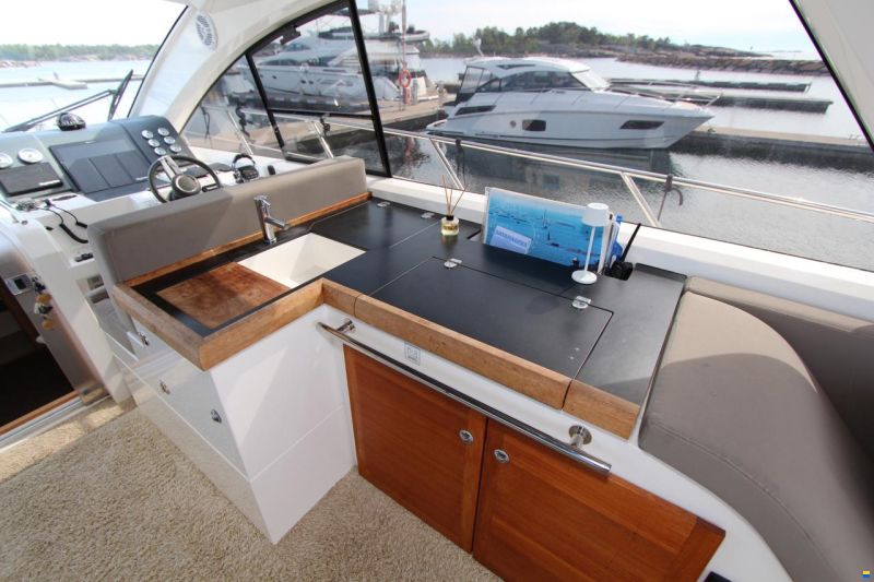 Sealine 47