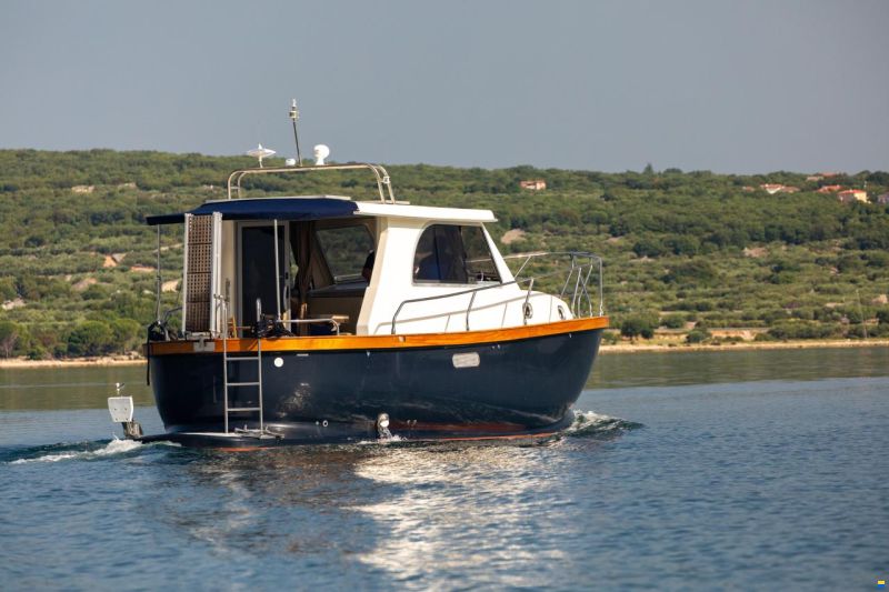 Brodoremont Adria mare 38