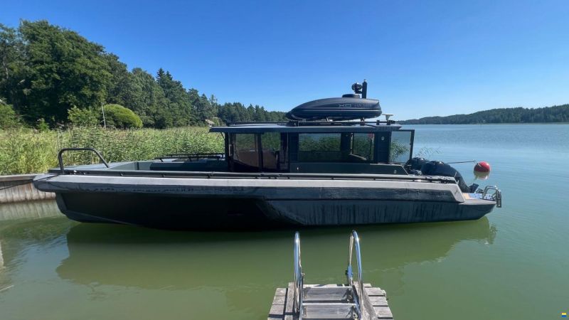 XO Boats EXPLORER