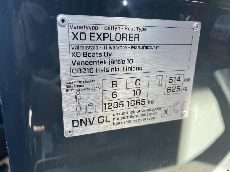 XO Boats EXPLORER