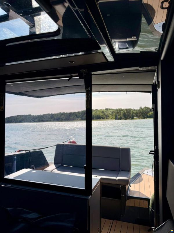 XO Boats EXPLORER