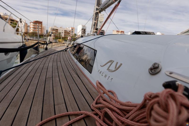 SLY YACHTS 47 Avis