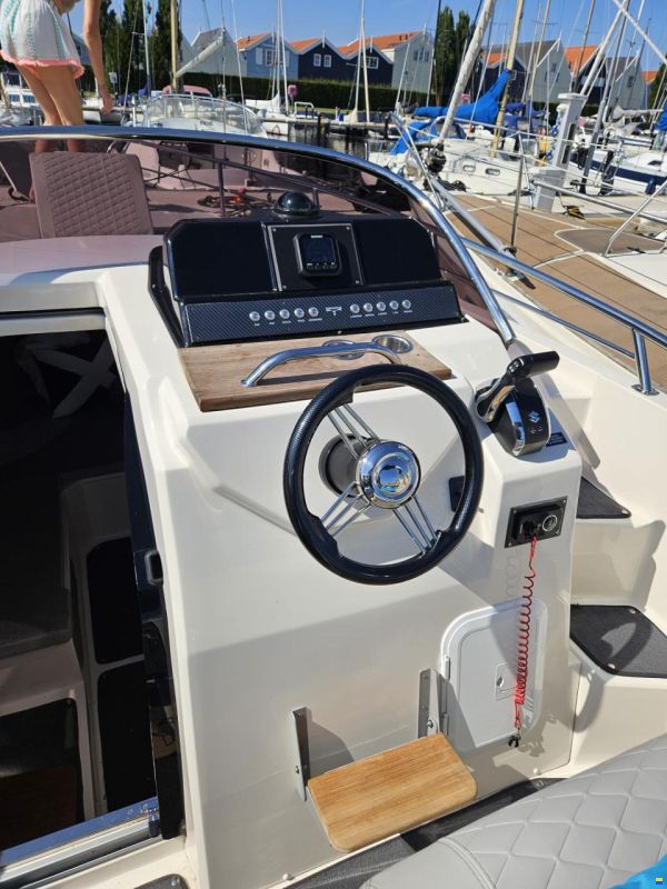 Trimarchi Dylet 850