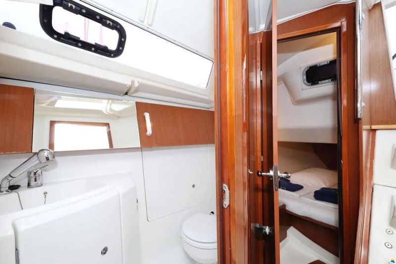 Beneteau Oceanis 34