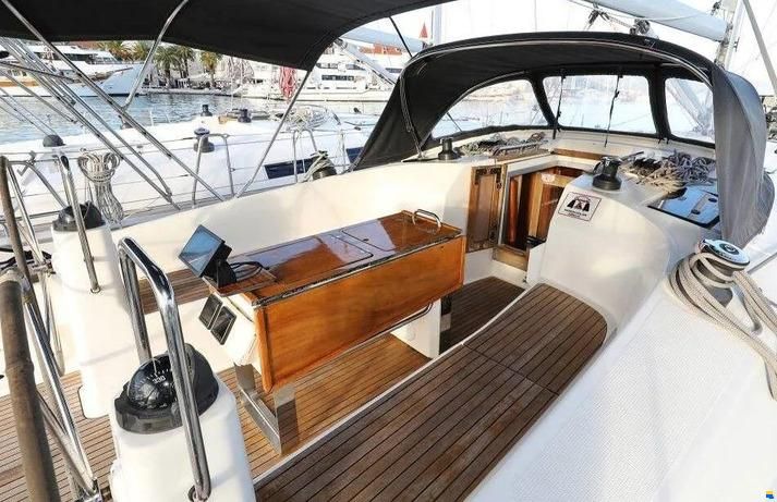 Bavaria 40