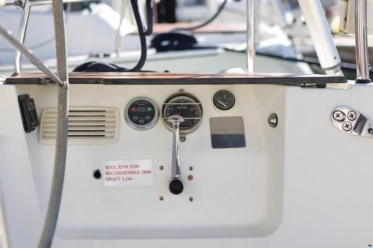 Bavaria 40