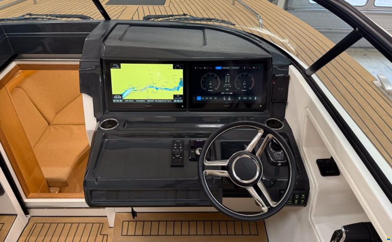 X-Yachts X-Power 33C
