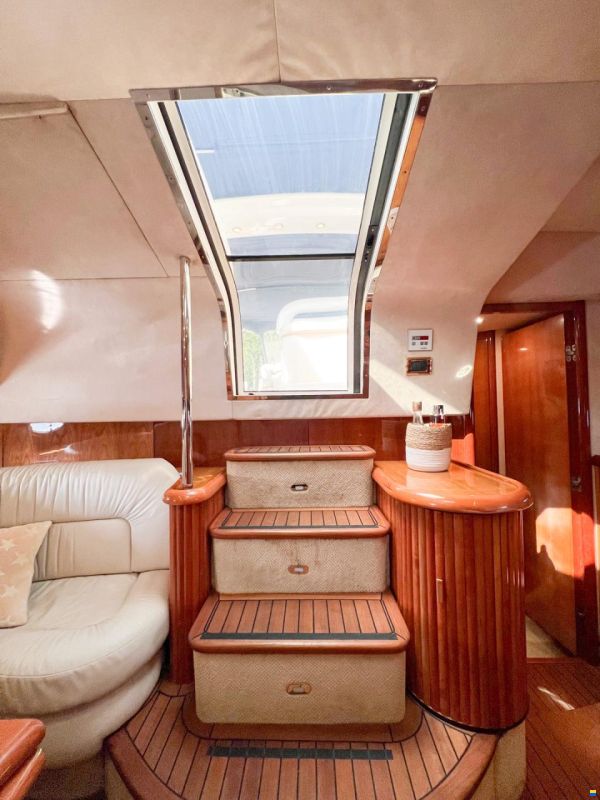Sunseeker Camargue 50