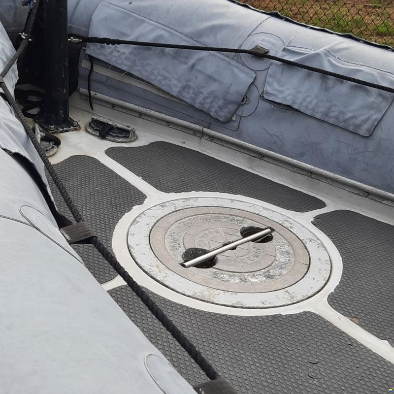 RHIB 700