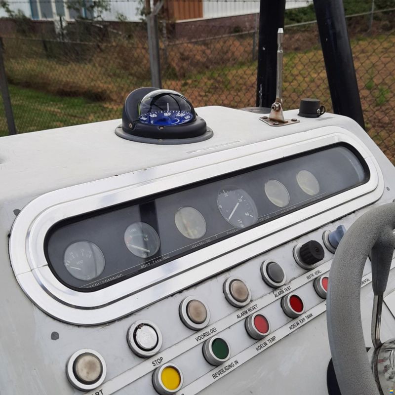 RHIB 700