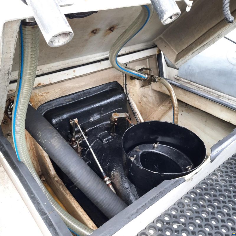 RHIB 700