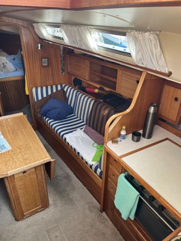 Hanse 331