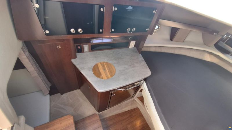 Chaparral Signature 270