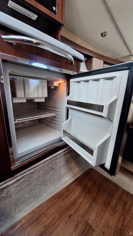 Chaparral Signature 270
