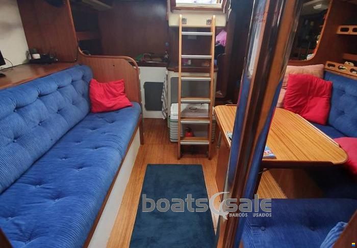 36 Mistral