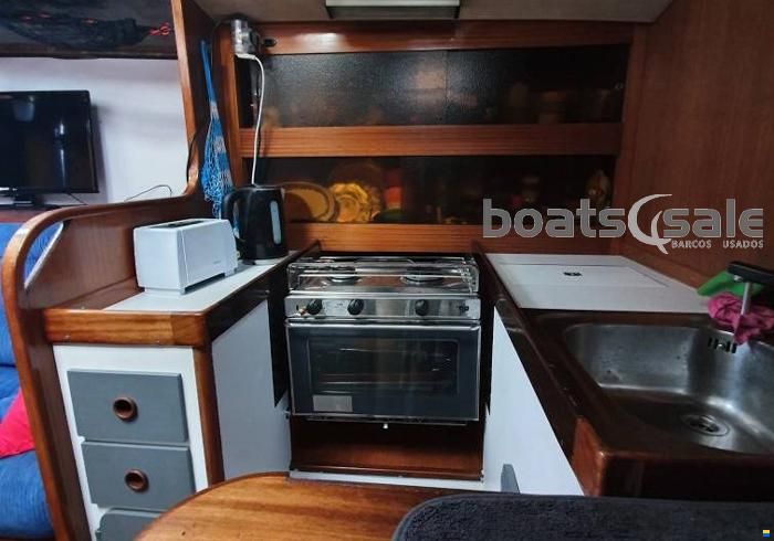36 Mistral