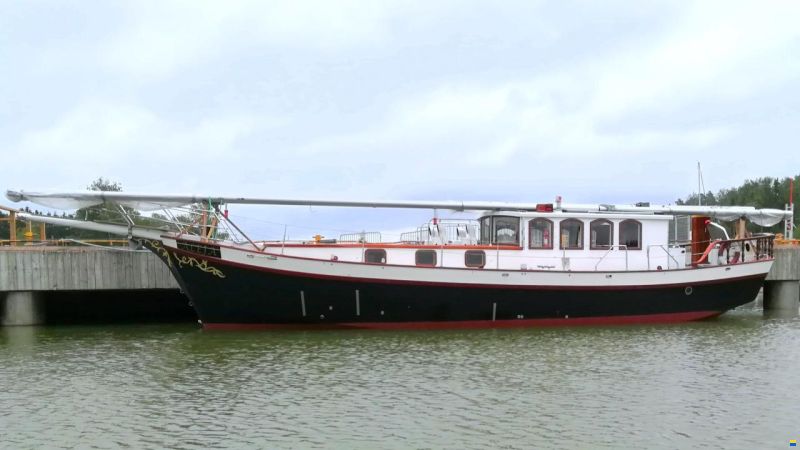 Schooner "Aleja" 43