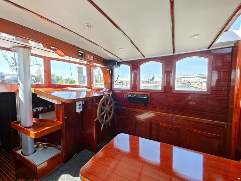 Schooner "Aleja" 43
