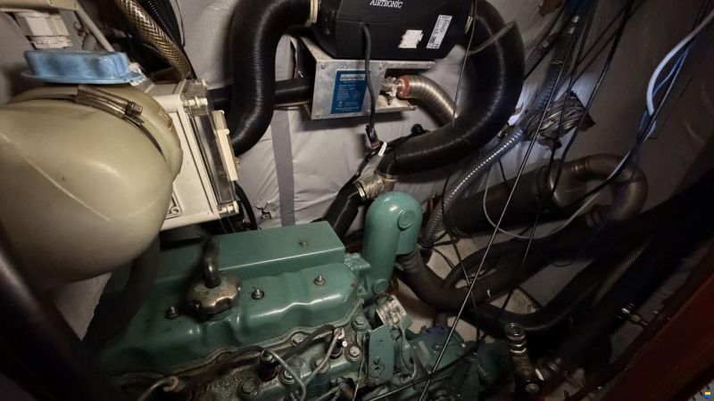 Hallberg-Rassy 352