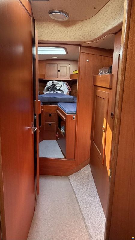 Hallberg-Rassy 352