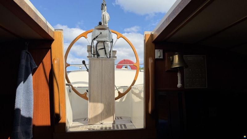 Hallberg-Rassy 352