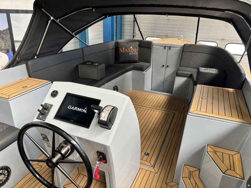 Maxima 840 Tender