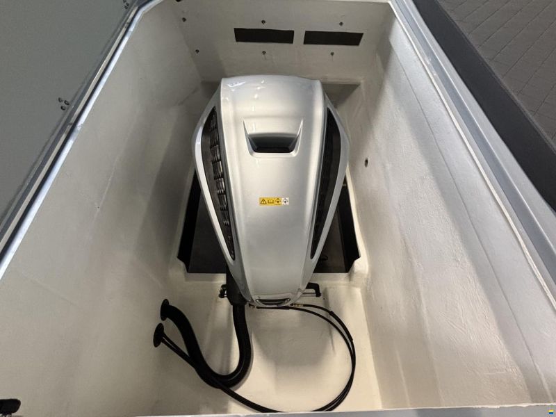 Maxima 840 Tender