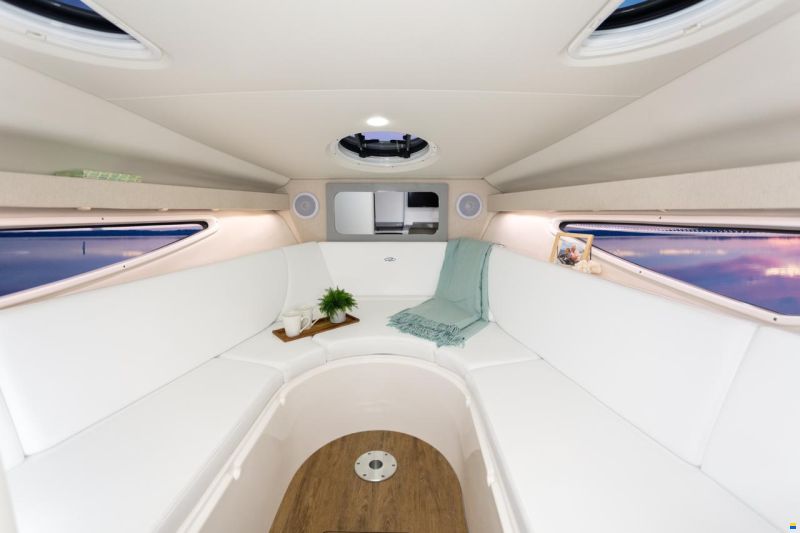 Regal 28 Express