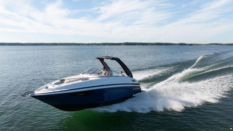 Regal 28 Express