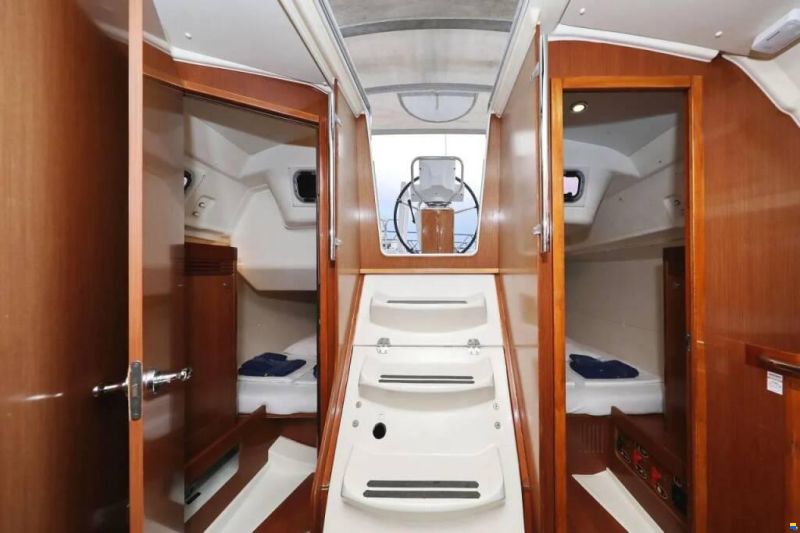 Beneteau Oceanis 34
