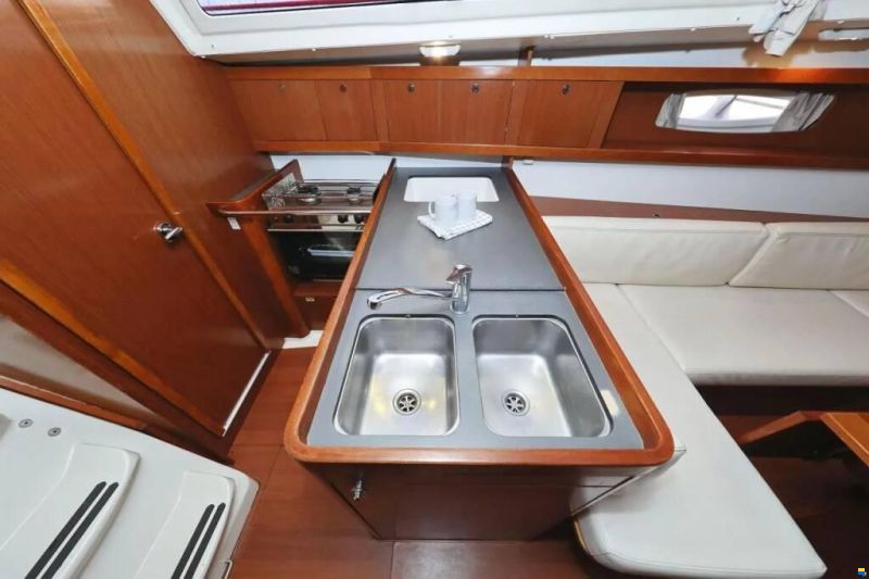 Beneteau Oceanis 34