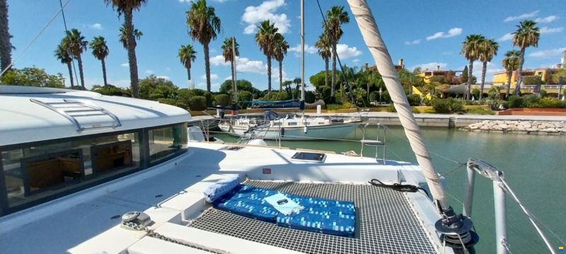 Lagoon 39
