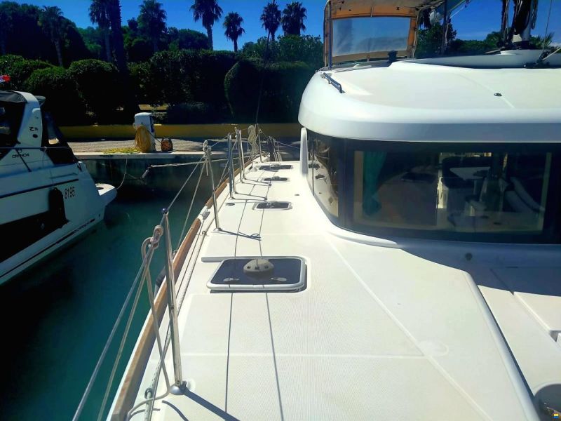 Lagoon 39