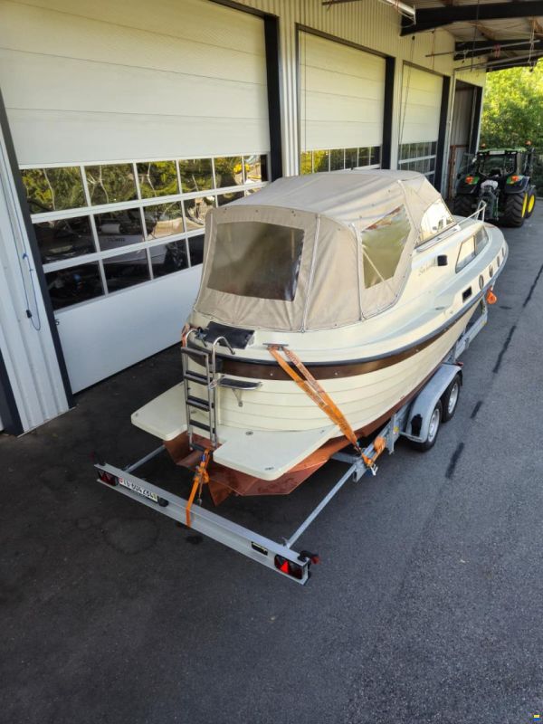 Roland Fram 690