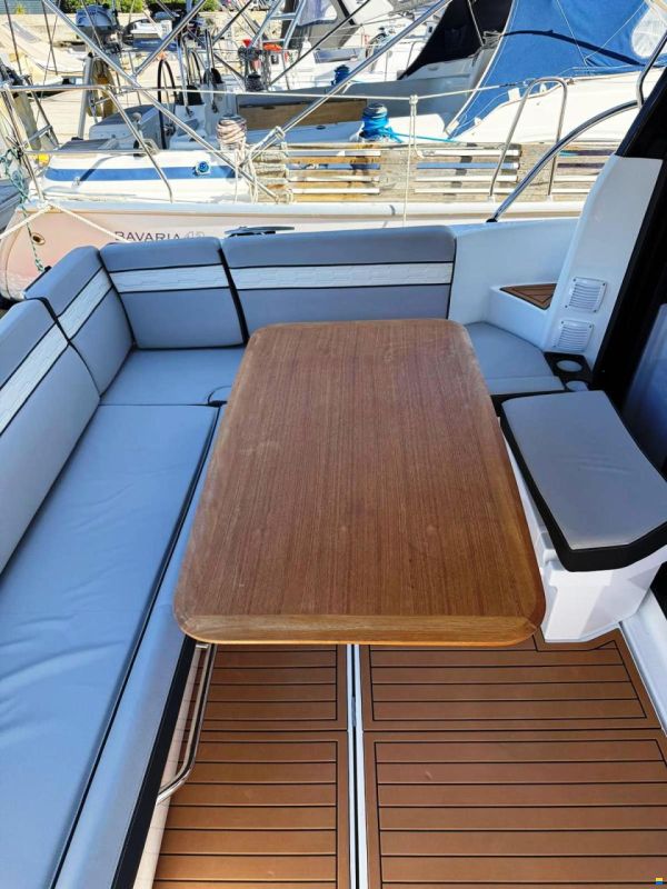 Jeanneau Merry Fisher 1095