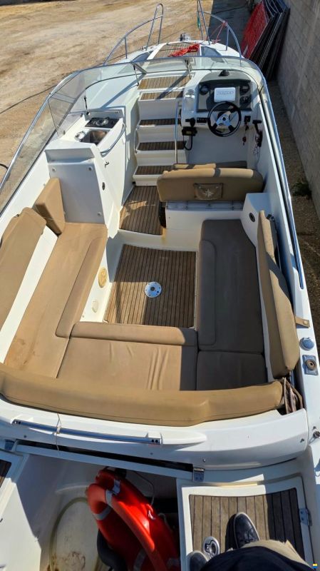 Jeanneau Cap camarat 7,50 dc