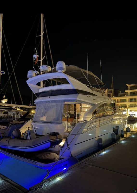 Princess 52