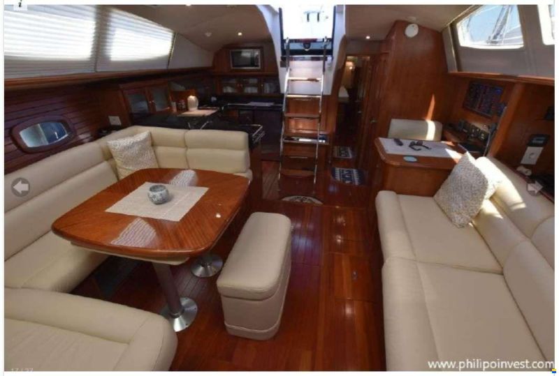 Hunter 50 Centercockpit