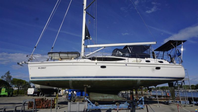 Hunter 50 Centercockpit