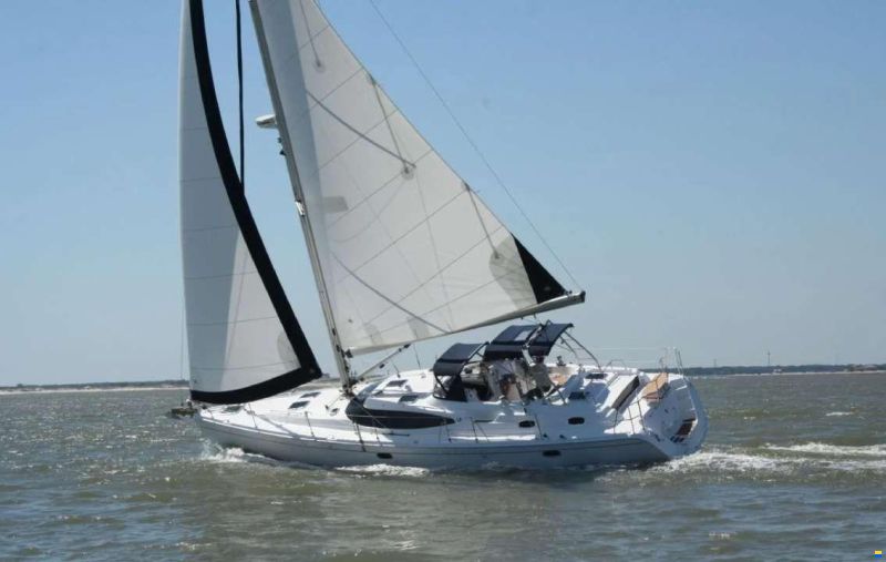 Hunter 50 Centercockpit