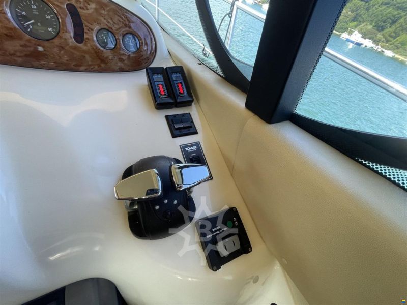 Azimut 42