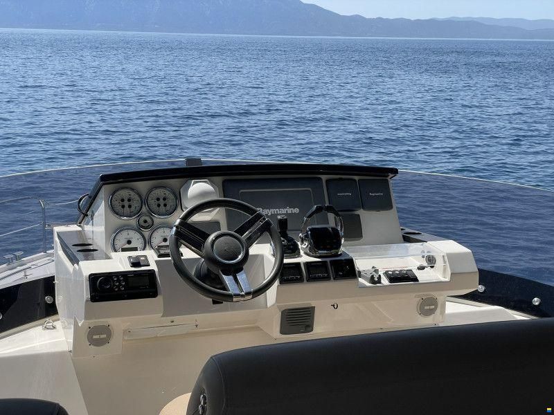 Sealine F42/450
