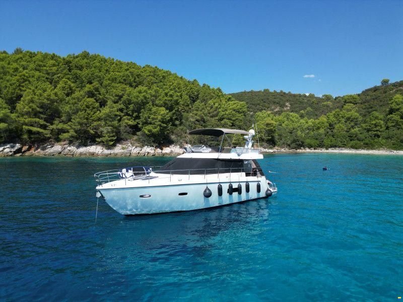 Sealine F42/450