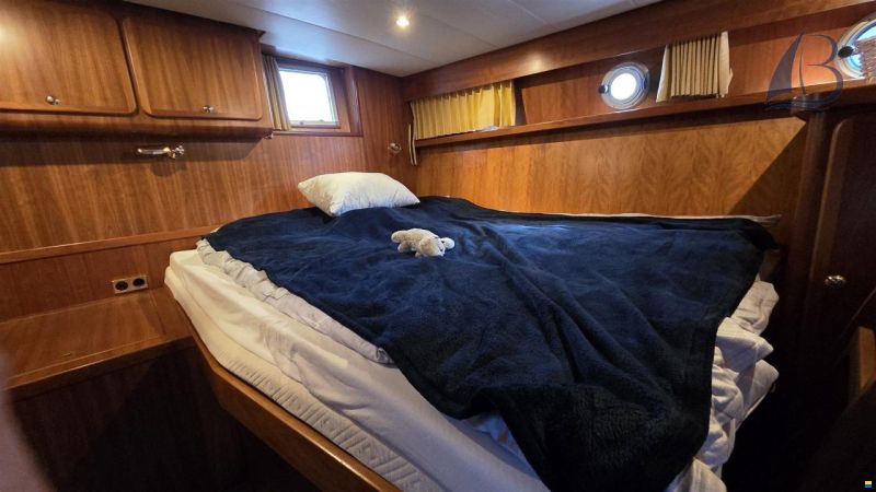 Linssen Dutch Sturdy 380 AC