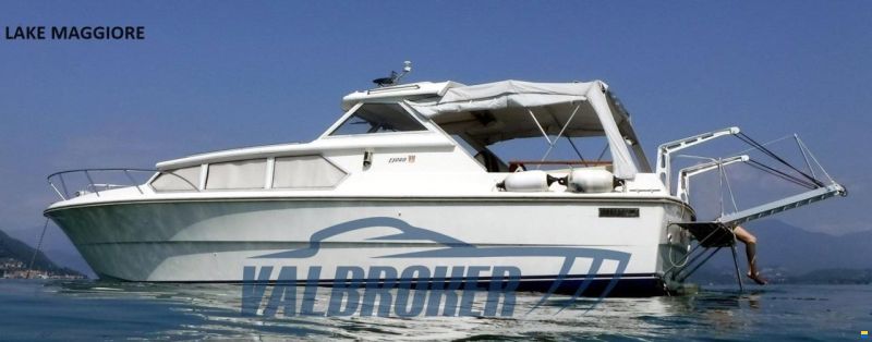 Fjord 32 cabin