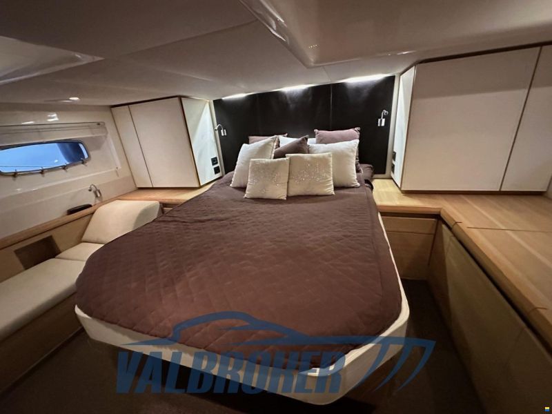 Sealine SC 47