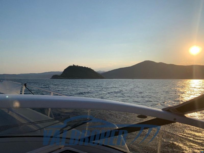 Pershing 40