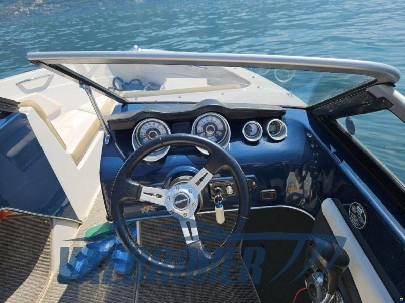Glastron GT 185
