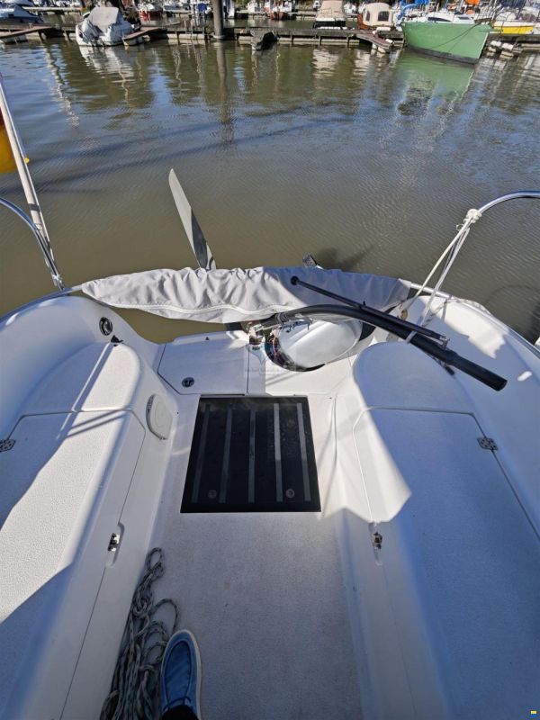 Quorning Boats DRAGONFLY 28 Swing Wing T